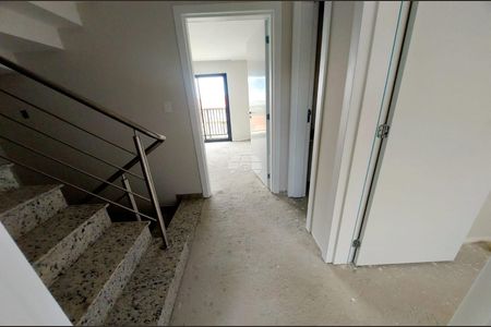 17_photo/94dcef62b3.dd2dc2925e5b9ff6-ATLAS-7a3d9555-7a5a-4473-aa28-b32c81831189.jpg de casa à venda com 3 quartos, 138m² em Bairro Alto, Curitiba