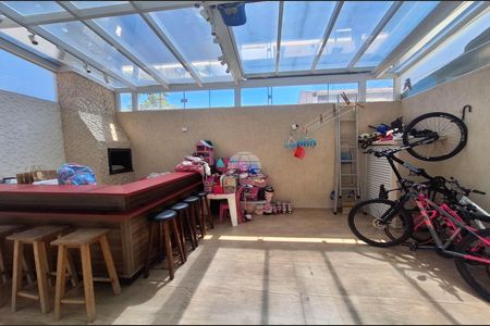 5_photo/94dcef62fb.9882b64eff8a7a53-ATLAS-c018b122-70d4-44a8-b9f4-31df6b5caec8.jpg de apartamento à venda com 3 quartos, 200m² em Bairro Alto, Curitiba