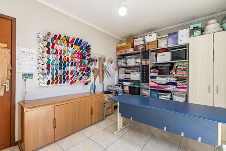 8_photo/94dcef6307.c3884fe3d607e2e8-ATLAS-69ef4938-eea4-45f3-b598-a4b71c301fdc.jpg de casa à venda com 3 quartos, 184m² em Bairro Alto, Curitiba