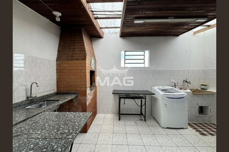 12_photo/94dcef6759.ceef305ded12bb28-ATLAS-0cd33bec-11cc-4b7a-a1a8-96f7d54d3348.jpg de casa à venda com 3 quartos, 120m² em Bairro Alto, Curitiba