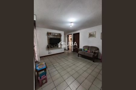 5_photo/94dcef6759.ceef305ded12bb28-ATLAS-887d2967-0351-46ce-a006-ef0e3de80d33.jpg de casa à venda com 3 quartos, 120m² em Bairro Alto, Curitiba