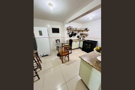 1_photo/94dcef7de5.d05a2d10473c09ea-ATLAS-610503c2-31df-4085-9f4a-1093ee351df1.jpg de casa à venda com 3 quartos, m² em Bairro Alto, Curitiba