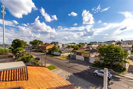 8_photo/94dcef7e9f.f8d4ffa0816aa311-ATLAS-6c060cce-78fe-4a17-8841-de52ba834973.jpg de casa à venda com 3 quartos, 135m² em Bairro Alto, Curitiba