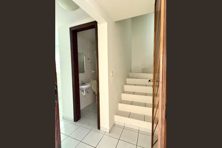 32_photo/94dcef800d.f19267fbac6771a8-ATLAS-d9ca7261-afd9-4992-8ec6-ad29867ccd7b.jpg de casa para alugar com 3 quartos, 175m² em Bairro Alto, Curitiba