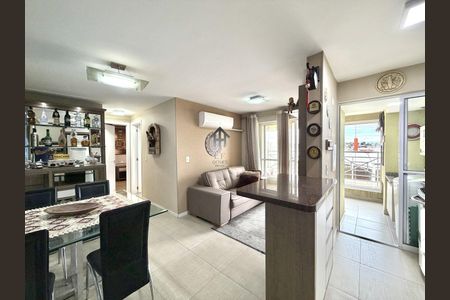 4_photo/94dcef80db.ad5ae76d86000cbd-ATLAS-08696fb0-bb3d-43b7-84d1-5b85b2d7f50b.jpg de apartamento à venda com 2 quartos, 54m² em Emiliano Perneta, Pinhais