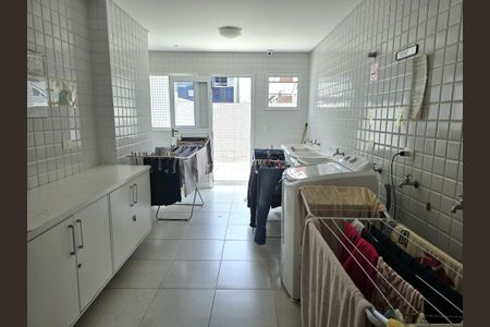 3_photo/94dcef8923.8c50d63e4d766ae8-ATLAS-e8b6c7d5-1a37-4588-bd41-bae0bda0e46c.jpg de apartamento à venda com 0 quarto, 38m² em Estância Pinhais, Pinhais