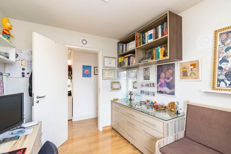 31_photo/94dcef9a3b.7d49f92876c4d293-ATLAS-02ad52ca-e15e-49c7-b3ab-14a2f645a8ba.jpg de casa à venda com 3 quartos, 217m² em Centro, Pinhais