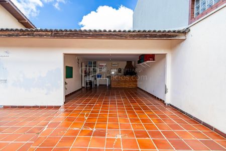 42_photo/94dcef9a3b.7d49f92876c4d293-ATLAS-c98c3f3c-fb5f-4abd-b534-53e4b5253d43.jpg de casa à venda com 3 quartos, 217m² em Centro, Pinhais