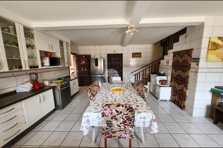 2_photo/94dcefeb39.588d4a7fb74764b6-ATLAS-d189162b-7a69-48ce-b749-102957f7d6ac.jpg de casa para alugar com 4 quartos, 298m² em Centro, Pinhais