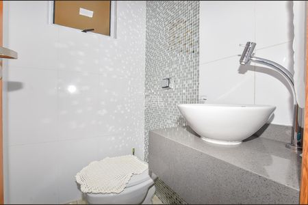 2_photo/94dceff87d.3c38f679aa94f9c0-ATLAS-10bd556a-db1d-4502-8242-a36df205331c.jpg de casa à venda com 3 quartos, 169m² em Cajuru, Curitiba