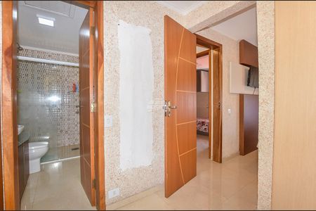 36_photo/94dceff87d.3c38f679aa94f9c0-ATLAS-e0607716-6bbe-4cb1-b855-c843db0af416.jpg de casa à venda com 3 quartos, 169m² em Cajuru, Curitiba