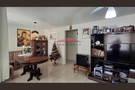 9_photo/94dcefff83.be9652547c5b4eb4-ATLAS-e2435643-abc5-4ccc-8ccf-7ce96dec49f9.jpg de casa à venda com 2 quartos, 70m² em Cajuru, Curitiba