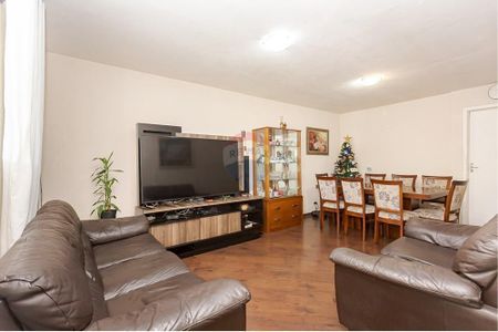 5_photo/94dcf000b7.6618d879b31b9a75-ATLAS-6636b1fa-3bff-47dd-acfc-9533b6dc8344.jpg de casa à venda com 3 quartos, 186m² em Cajuru, Curitiba