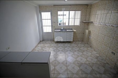 4_photo/94dcf00517.ab41e4e09fc2bc48-ATLAS-3f1b1a3c-7eee-422d-96a4-600675375f69.jpg de casa para alugar com 2 quartos, 130m² em Cajuru, Curitiba