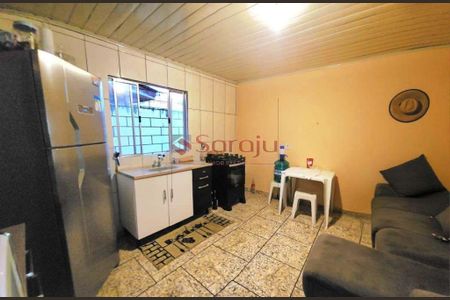 6_photo/94dcf0056f.3ad9d15b0263b9e0-ATLAS-5ade1ab0-d5ae-4b1c-92e8-43997d019890.jpg de casa à venda com 2 quartos, 80m² em Cajuru, Curitiba