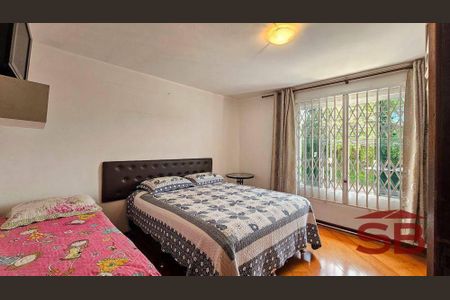 3_photo/94dcf00653.e6f02a1e96aef2b1-ATLAS-154d8d5d-cd91-4ed4-a2b2-f14096c24f2e.jpg de casa à venda com 6 quartos, 396m² em Cajuru, Curitiba