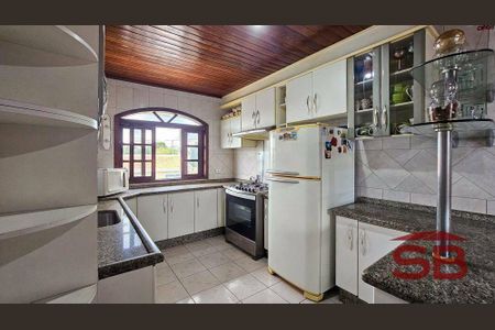 36_photo/94dcf00653.e6f02a1e96aef2b1-ATLAS-b37a0f2c-040e-49e2-9832-d01fd6051c03.jpg de casa à venda com 6 quartos, 396m² em Cajuru, Curitiba