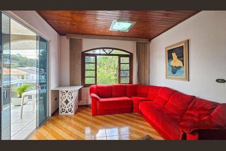 3_photo/94dcf00653.e6f02a1e96aef2b1-ATLAS-cb03cee2-38db-4626-9495-3644e435c6ff.jpg de casa à venda com 6 quartos, 396m² em Cajuru, Curitiba