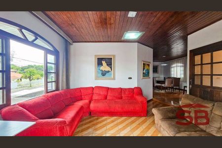 6_photo/94dcf00653.e6f02a1e96aef2b1-ATLAS-e831021f-67f2-4f8c-ae46-9a84a76fedf3.jpg de casa à venda com 6 quartos, 396m² em Cajuru, Curitiba