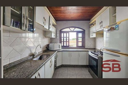 37_photo/94dcf00653.e6f02a1e96aef2b1-ATLAS-ef388ef6-89ae-4400-9d8e-e58943b16f8f.jpg de casa à venda com 6 quartos, 396m² em Cajuru, Curitiba