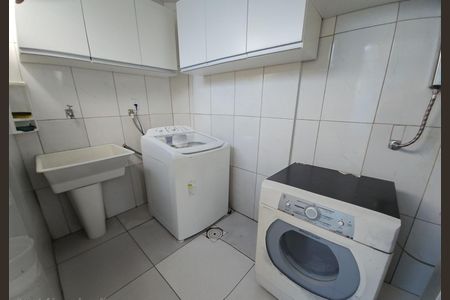 7_photo/94dcf006eb.1c30879e3ee593f9-ATLAS-571aa003-cf18-4d6c-83ef-637bb9216277.jpg de casa à venda com 3 quartos, 80m² em Cajuru, Curitiba