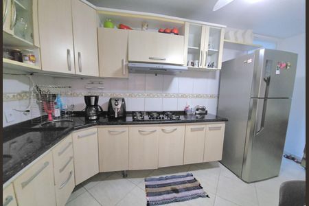 6_photo/94dcf006eb.1c30879e3ee593f9-ATLAS-7da65b04-9f2e-4288-a4f9-634cd2d15621.jpg de casa à venda com 3 quartos, 80m² em Cajuru, Curitiba