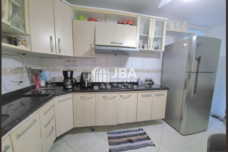 12_photo/94dcf006eb.1c30879e3ee593f9-ATLAS-c6f89bf2-85f4-4209-8e3d-dc06e572370f.jpg de casa à venda com 3 quartos, 120m² em Cajuru, Curitiba