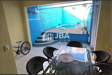 8_photo/94dcf006eb.1c30879e3ee593f9-ATLAS-d8d84949-357b-4986-9fa9-8d3124b753d2.jpg de casa à venda com 3 quartos, 120m² em Cajuru, Curitiba