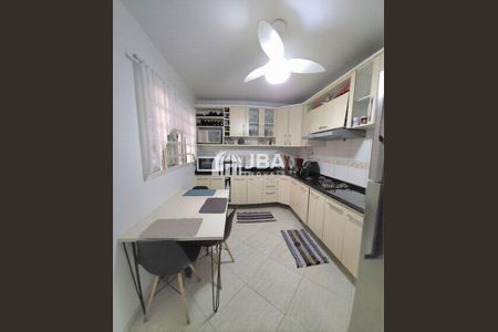 11_photo/94dcf006eb.1c30879e3ee593f9-ATLAS-ddd14cdd-c2ed-4d80-9e39-9ecd387b7e28.jpg de casa à venda com 3 quartos, 120m² em Cajuru, Curitiba