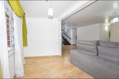 9_photo/94dcf006f5.cfaae28da06da296-ATLAS-6aa40ff7-ee2b-4aa3-988e-085e066452ce.jpg de casa à venda com 3 quartos, 240m² em Cajuru, Curitiba