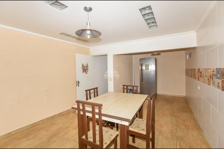 5_photo/94dcf006f5.cfaae28da06da296-ATLAS-bf763a02-834e-4a03-a2ec-00f4affaca6d.jpg de casa à venda com 3 quartos, 240m² em Cajuru, Curitiba