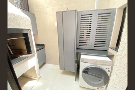 39_photo/94dcf007c3.52c59c0786f5d273-ATLAS-add7b1a9-6c2f-4061-a6cd-6ddb2d1b79ce.jpg de casa à venda com 3 quartos, 96m² em Cajuru, Curitiba