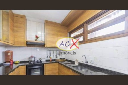 7_photo/94dcf009ad.74a96c0b2c4b8c29-ATLAS-04c49a3b-7e0b-4aaa-917b-0ba2190d5e42.jpg de casa à venda com 4 quartos, 1050m² em Cajuru, Curitiba