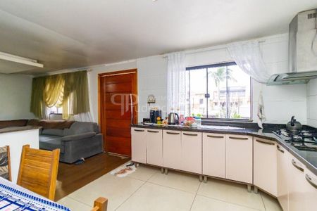 9_photo/94dcf00a25.f4a5c666155909d5-ATLAS-1dcccf05-6651-40f2-8152-60aa02d639ec.jpg de casa à venda com 5 quartos, 188m² em Uberaba, Curitiba