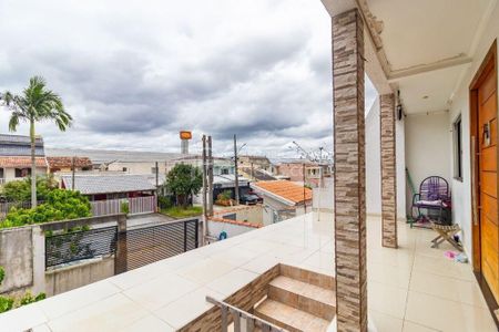 10_photo/94dcf00a25.f4a5c666155909d5-ATLAS-27335386-cbd8-457f-aeaa-676d89a97586.jpg de casa à venda com 5 quartos, 188m² em Uberaba, Curitiba