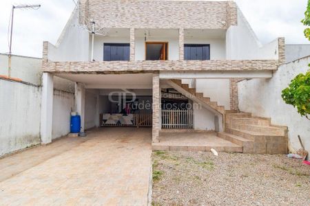 4_photo/94dcf00a25.f4a5c666155909d5-ATLAS-927beb16-9e0e-4eb5-a5df-de73b672b065.jpg de casa à venda com 5 quartos, 188m² em Uberaba, Curitiba