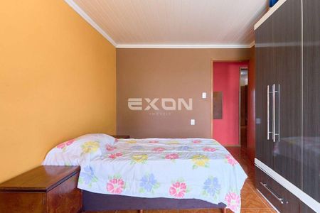 5_photo/94dcf00a53.5b63f18bcccc212e-ATLAS-246ebd89-b46f-472f-8d02-371e27ea5911.jpg de casa à venda com 3 quartos, 147m² em Uberaba, Curitiba