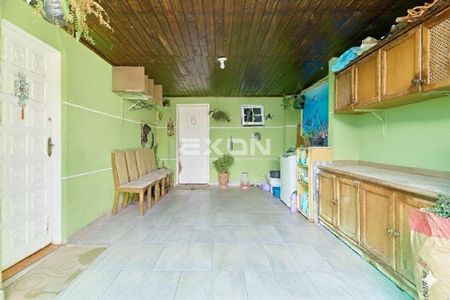 8_photo/94dcf00a53.5b63f18bcccc212e-ATLAS-391abe2a-1c2c-4661-b3aa-18a00cddd80b.jpg de casa à venda com 3 quartos, 147m² em Uberaba, Curitiba