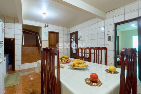 11_photo/94dcf00a53.5b63f18bcccc212e-ATLAS-55e11d3a-546c-41ff-9aa6-aaed78627bcc.jpg de casa à venda com 3 quartos, 147m² em Uberaba, Curitiba