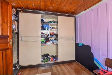 5_photo/94dcf00a67.1e0a4e184cfa3901-ATLAS-5b97d568-016f-4e35-8c32-f4d61bf12774.jpg de casa à venda com 2 quartos, 64m² em Uberaba, Curitiba