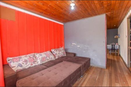 13_photo/94dcf00a67.1e0a4e184cfa3901-ATLAS-e52207ff-4d5b-41e8-81f4-7185805930cb.jpg de casa à venda com 2 quartos, 64m² em Uberaba, Curitiba