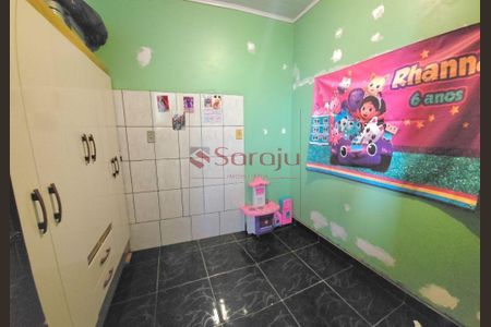 4_photo/94dcf00b8d.ee48c09793d19ee6-ATLAS-4c9f6710-83b0-4a37-ae36-231ee2715e91.jpg de casa à venda com 4 quartos, 200m² em Uberaba, Curitiba