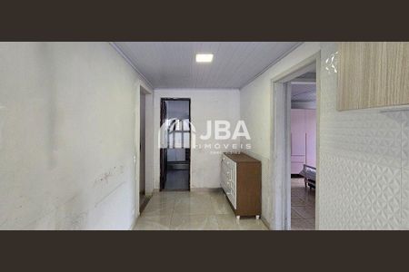 2_photo/94dcf00daf.b2c1f66c79c6256c-ATLAS-0a931de2-9cda-49ca-a6d6-75f71a1a03ab.jpg de casa à venda com 5 quartos, 182m² em Cajuru, Curitiba