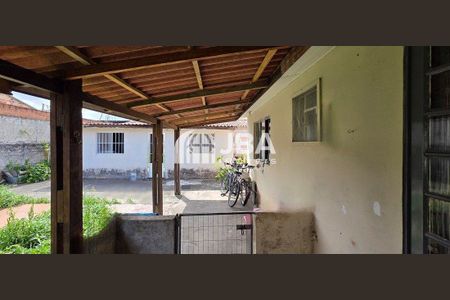 3_photo/94dcf00daf.b2c1f66c79c6256c-ATLAS-13da839b-148f-4d8d-b123-9faf168162dc.jpg de casa à venda com 5 quartos, 182m² em Cajuru, Curitiba