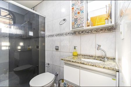 7_photo/94dcf00eab.c202053c0eb79174-ATLAS-7b0356e7-5430-41c4-8caa-ff94a6b5c6e7.jpg de casa à venda com 3 quartos, 456m² em Cajuru, Curitiba