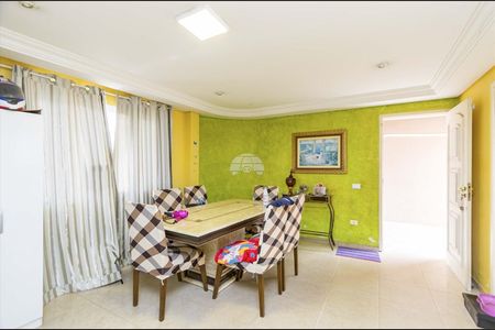 4_photo/94dcf00f1d.727778d524bde65a-ATLAS-09470563-b32f-496e-824d-2f16774c8e5d.jpg de casa à venda com 4 quartos, 456m² em Cajuru, Curitiba