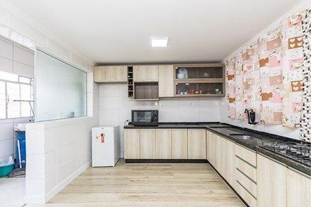 5_photo/94dcf07545.9034fee1f2a82cec-ATLAS-0be2de9d-73a8-4f95-8a47-b553d63f2fa6.jpg de casa à venda com 4 quartos, 160m² em Uberaba, Curitiba