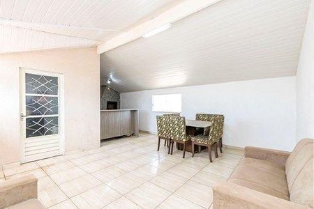 9_photo/94dcf07545.9034fee1f2a82cec-ATLAS-38a60f95-62e2-4371-80ef-ac7a97a2b9ab.jpg de casa à venda com 4 quartos, 160m² em Uberaba, Curitiba