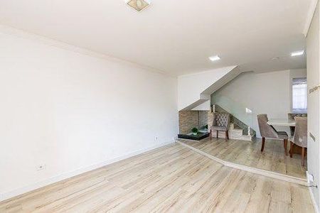 9_photo/94dcf07545.9034fee1f2a82cec-ATLAS-58054181-4fad-4bad-9f5b-14b4cfe01bfb.jpg de casa à venda com 4 quartos, 160m² em Uberaba, Curitiba