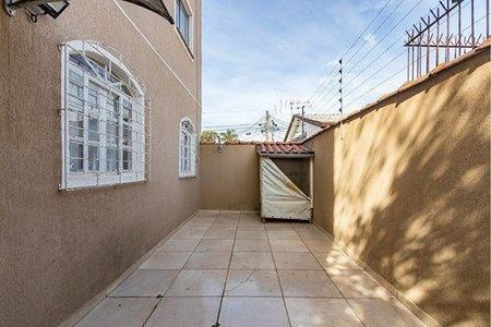 21_photo/94dcf07545.9034fee1f2a82cec-ATLAS-cf900764-ebb8-4e37-b97d-bf54b4de333c.jpg de casa à venda com 4 quartos, 160m² em Uberaba, Curitiba